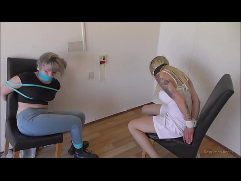 ❤️ Függő / Megkötözve és betömve / Szűzlány a bajban Porno at hu.my-hentai-gallery.ru